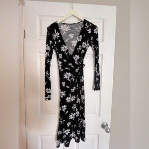 Forever 21 Floral Black Wrap maxi Dress